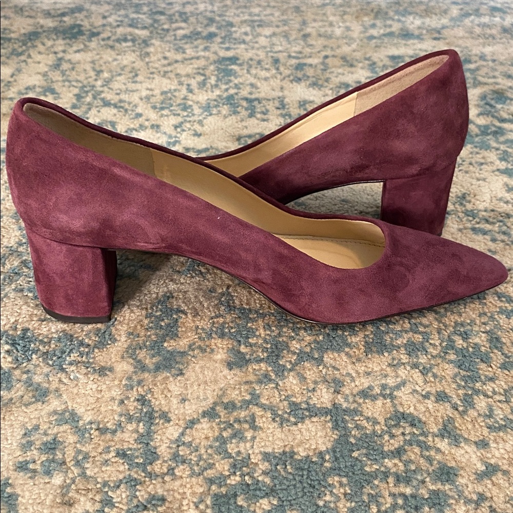 Brooks Brothers Red Fleece Women’s Plum Suede 2” Heels Size 8 - Picture 5 of 8